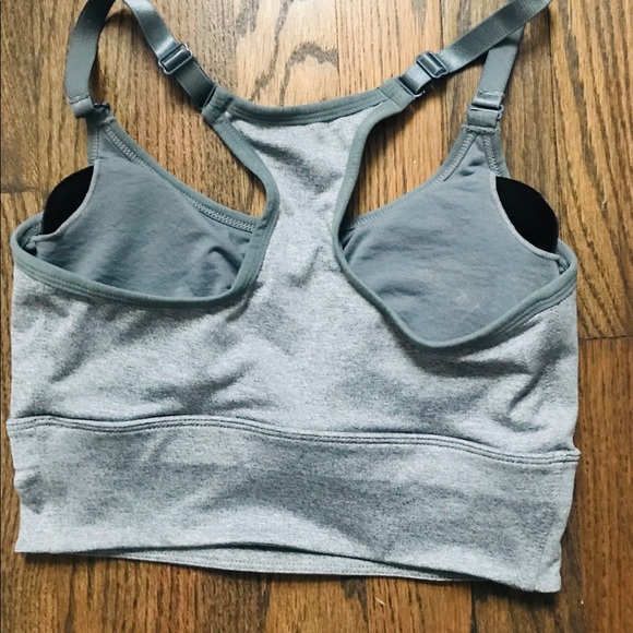 Reebok Sports Bra - Picture 1 of 2